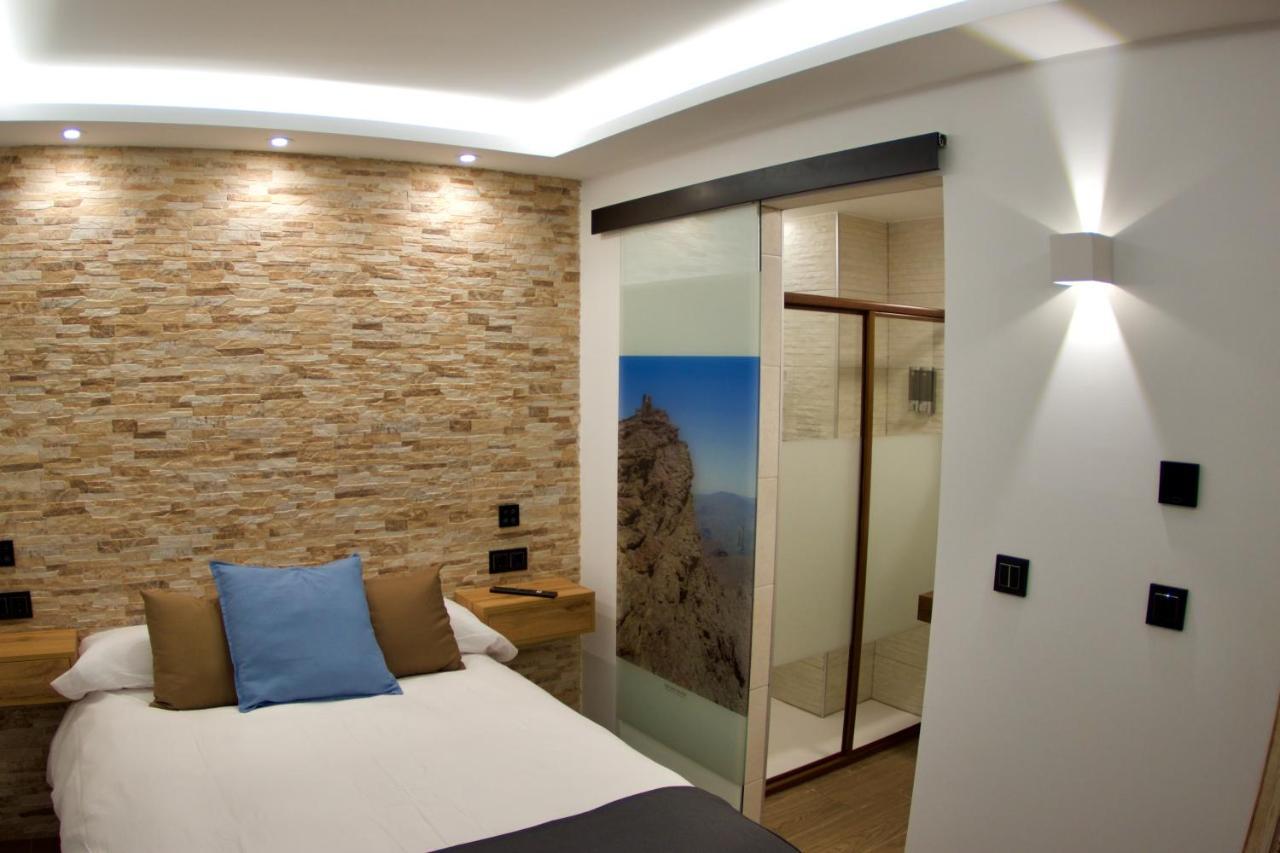 El Refugio Hotel Pinos Genil Ngoại thất bức ảnh